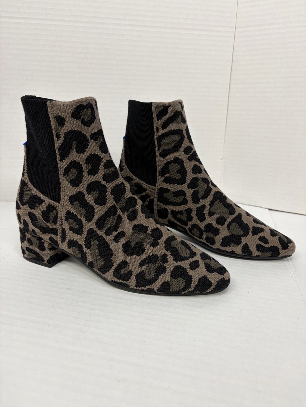 Rothy’s The Classic Boot Gray Black - Knit Cool Cat (Leopard Print) Size 9.5 - Picture 3 of 11